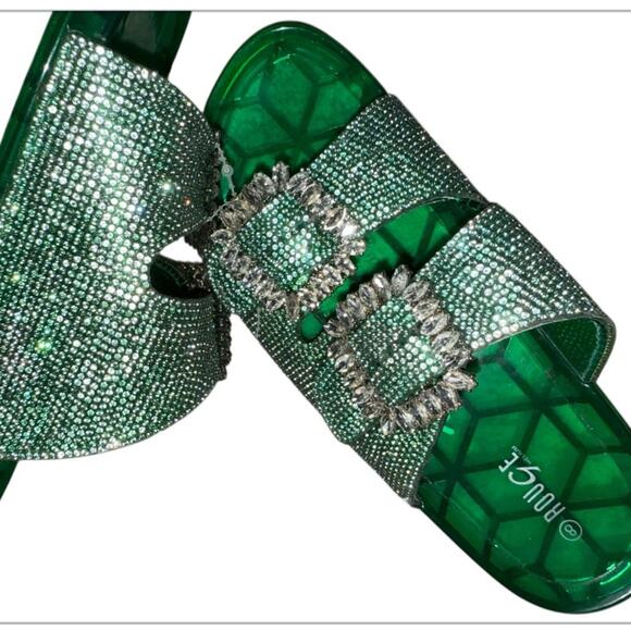Rouge! Green and Silver Crystal Sandals - Picture 2 of 3
